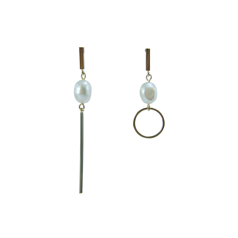 Irregular Cutout and circle Gold Pull-Thru Earrings