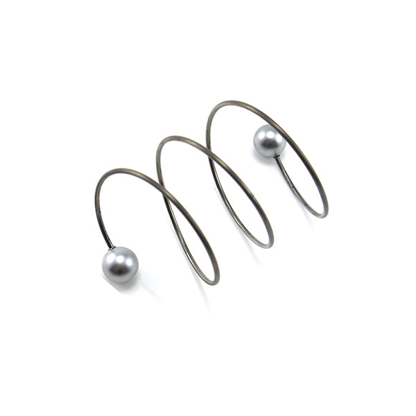 Slinky Wire Pearl Black Sterling Silver Bangle