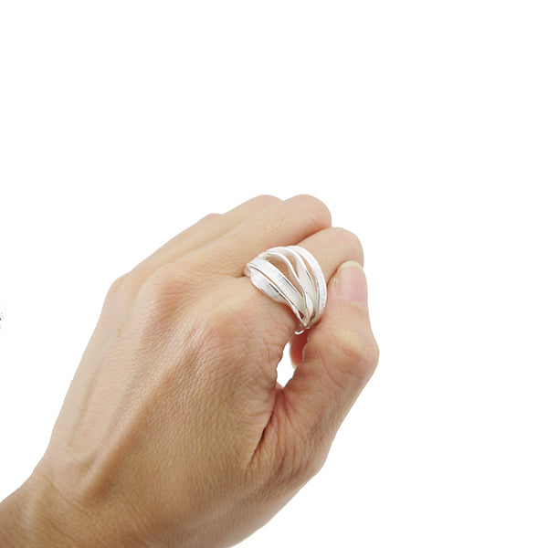 Wavy Quintet Pit Pattern Sterling Silver Basic Ring